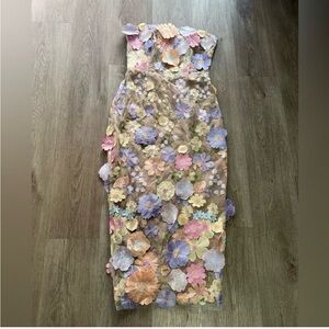 elliatt helena pink & purple strapless 3d floral embellished midi dress Large